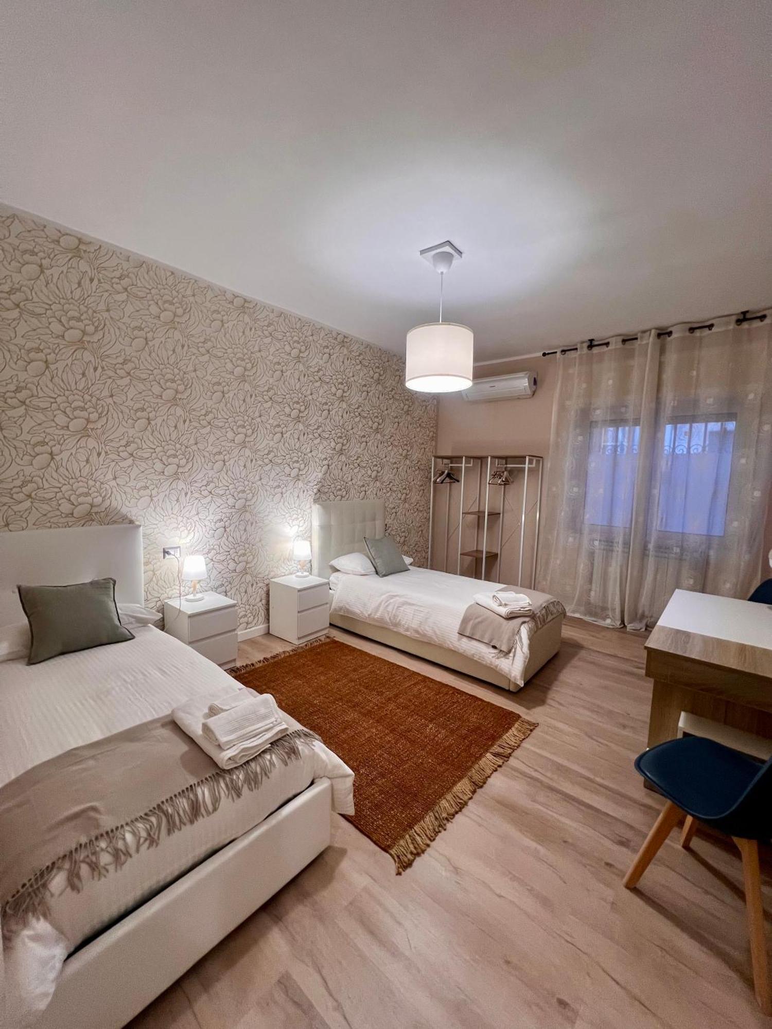 Forever Home In Nápoly Kültér fotó